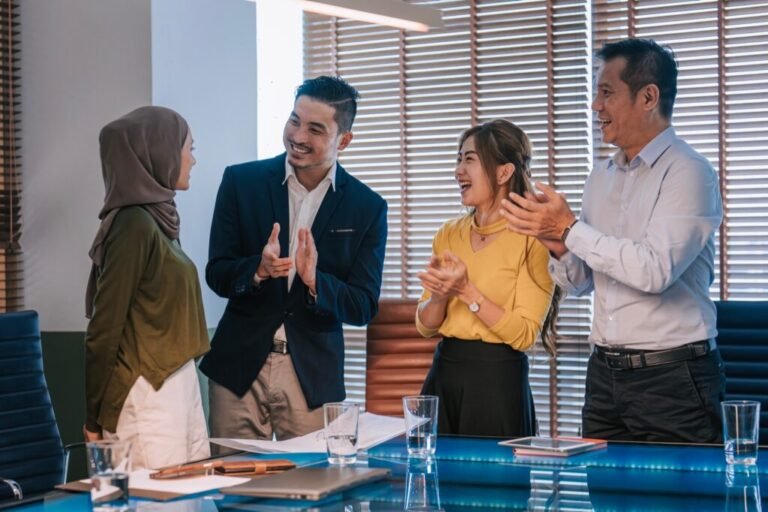 How to Build a Strong Corporate Culture That Retains Talent